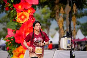 BIB: 
                            <button type="button" onclick="openModal(27889835)" class="btn btn-primary btn-sm float-right btn-popup" data-toggle="modal" data-target=".modal-high-quality">
                        <i class="fas fa-shopping-cart"></i> Add to Cart
                    </button>
                                            <button type="button" onclick="isThisMe(27889835, true)" class="btn btn-success btn-sm float-right btn-popup btn-isme hidden" data-toggle="tooltip" data-placement="bottom" title="นี่คือรูปของคุณใช่ไหม คลิกที่นี่เพื่อเอาเข้าอัลบั้ม">
                        <i class="fas fa-plus"></i> Add to album
                    </button>
                    <button type="button" onclick="isThisMe(27889835, false)" class="btn btn-warning btn-sm float-right btn-popup btn-isnotme hidden">
                        <i class="fas fa-ban"></i> Remove from album
                    </button>